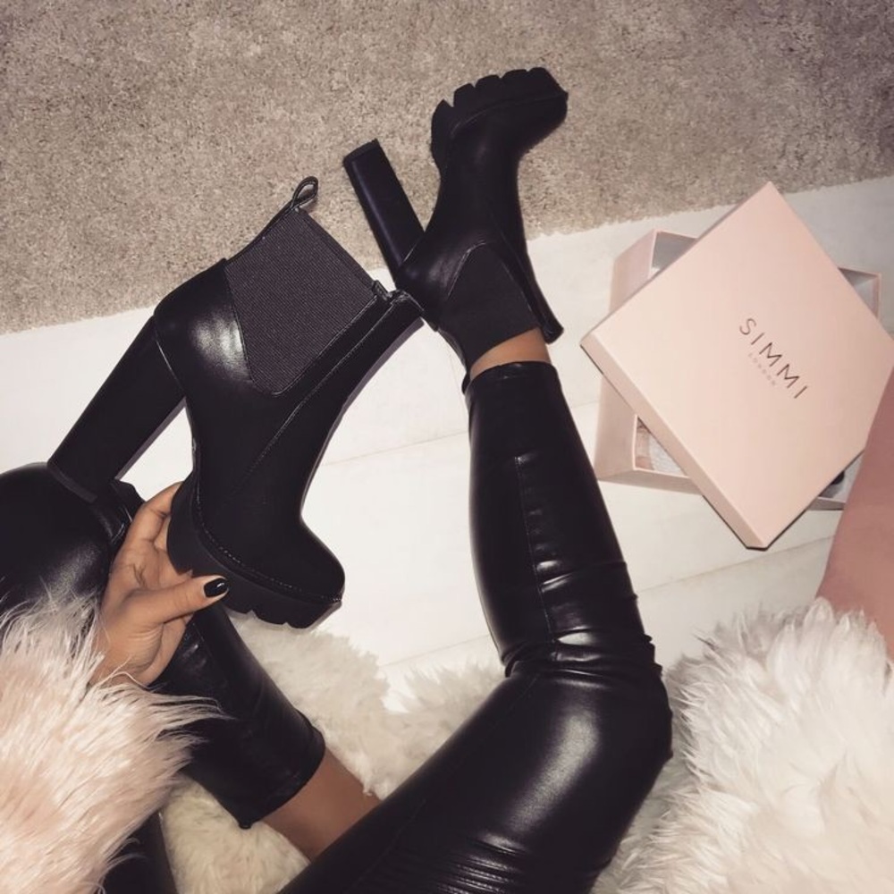 SIMMI London Jemma Black Heel Platform Ankle Boots